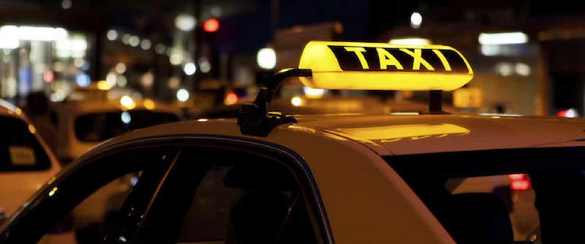 Why Tour with Anand Is the Best Taxi Service in Kochi You Can Rely On