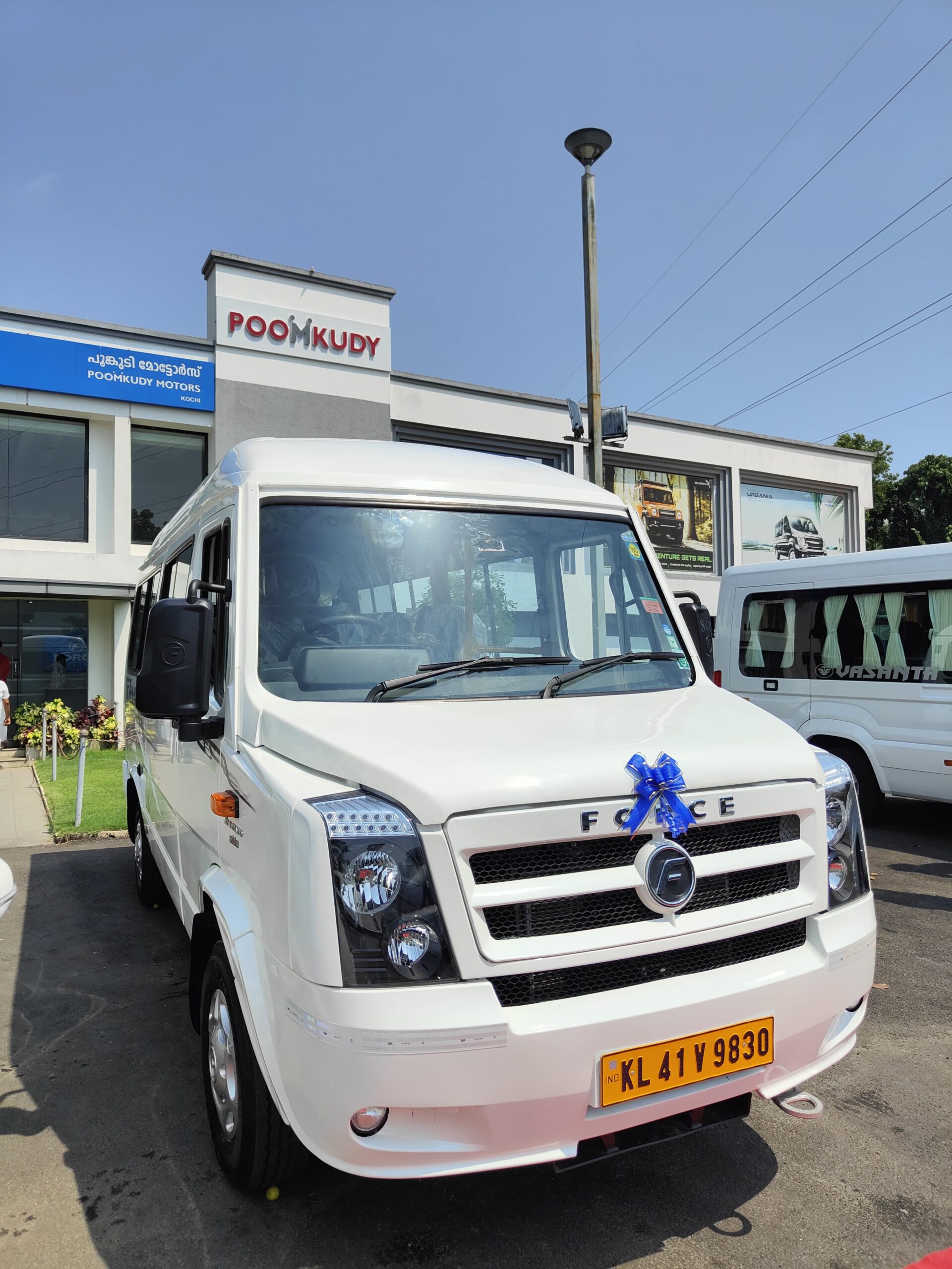 Tempo Traveller from Kochi Airport to Sabarimala (Pamba) – Group Pilgrimage Taxi Service