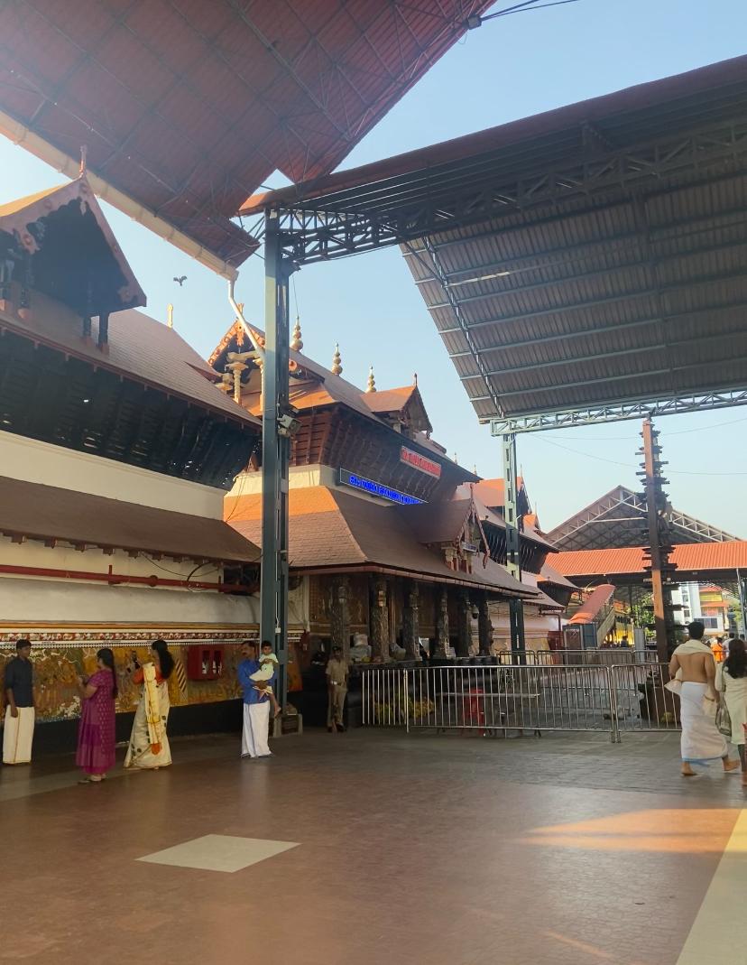 Guruvayoor Temple taxi service from Kochi Airport